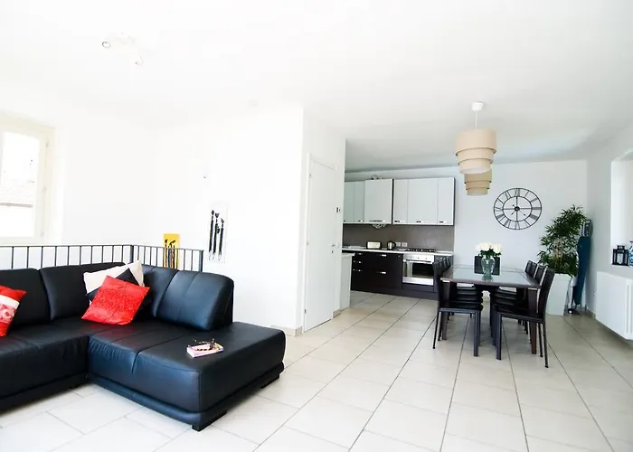 Rosa 빌라 아르제뇨